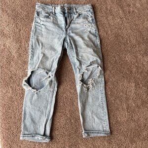 American Eagle Outfitters Light Blue Distressed Jeans
